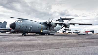 2 Singapore Airshow 2020-21.jpg